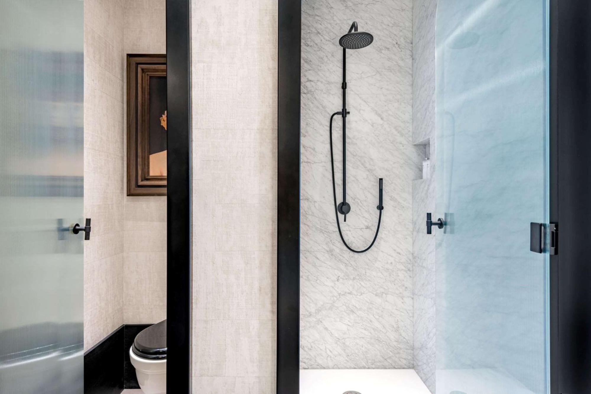 Hotel Montera Madrid, Curio Collection By Hilton Экстерьер фото